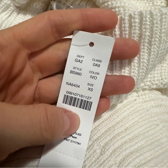 J crew Cotton-blend ribbed turtleneck sweater ivory - Picture 4 of 4